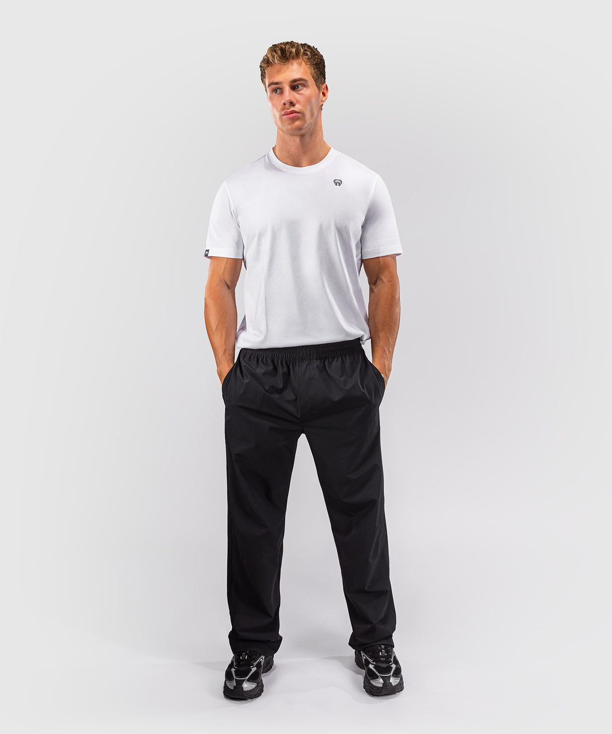 Venum Essential Woven Straight Pantalón recto - Negro