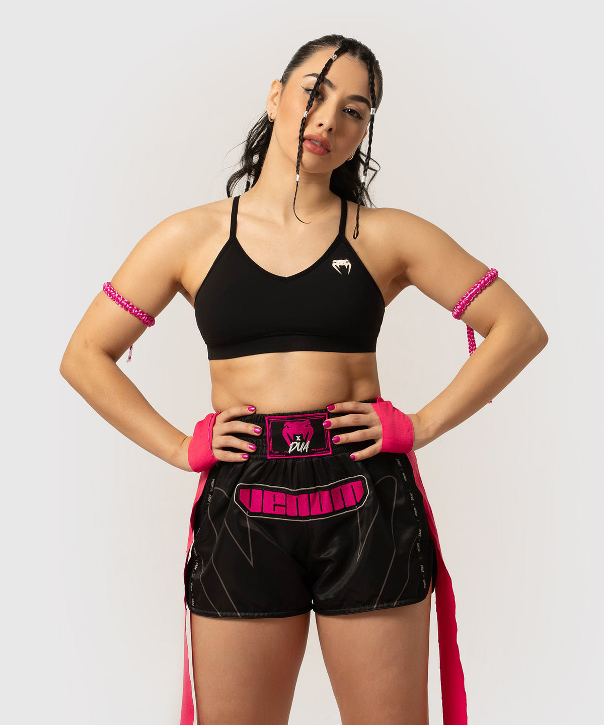 Venum x Dua Muay Thai Shorts - Schwarz/Fuchsia Rosa