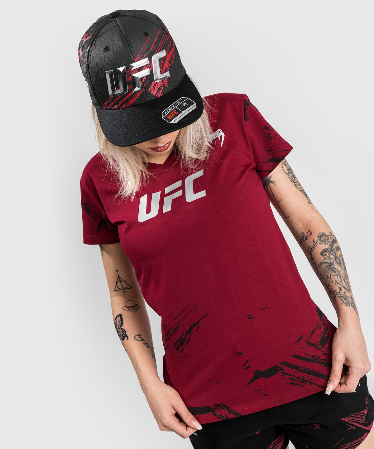 Camiseta UFC Venum Authentic Fight Week 2.0 - Para mujer  - Rojo