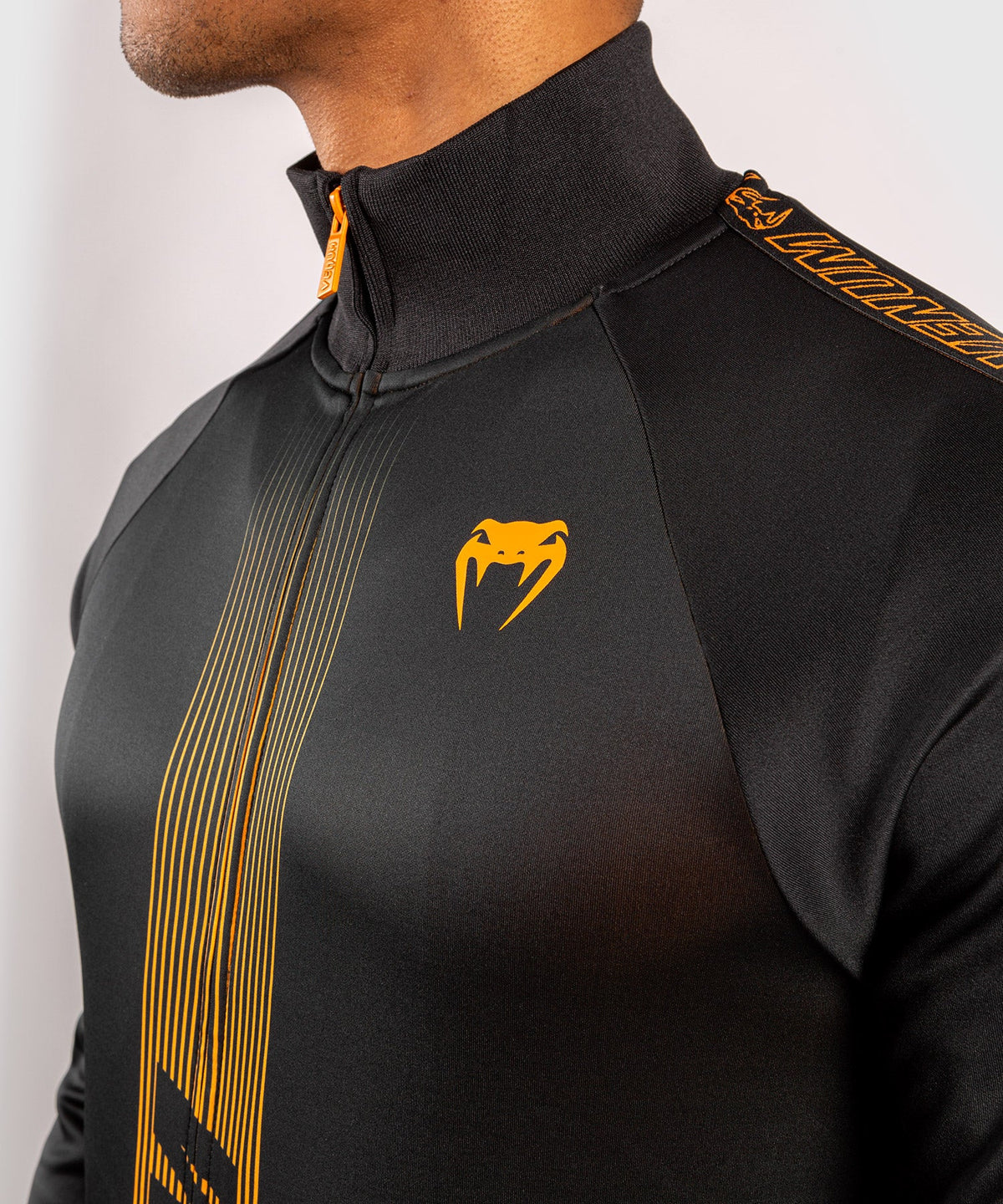 Veste Venum Club 212 – Noir/Orange