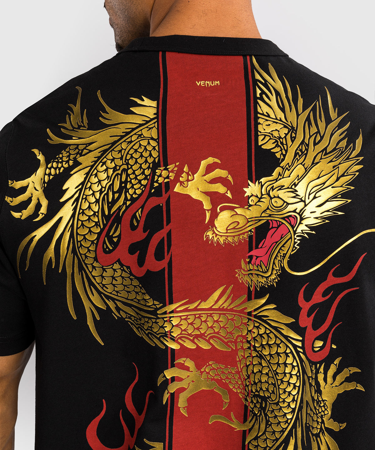 Venum x TEKKEN 8 - Marshall Law T-Shirt - Schwarz/Rot/Gold