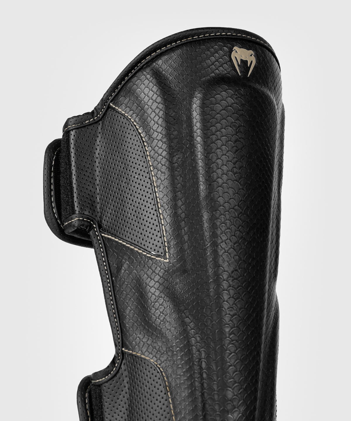 Venum Impact Evo Scales Espinilleras – Negro