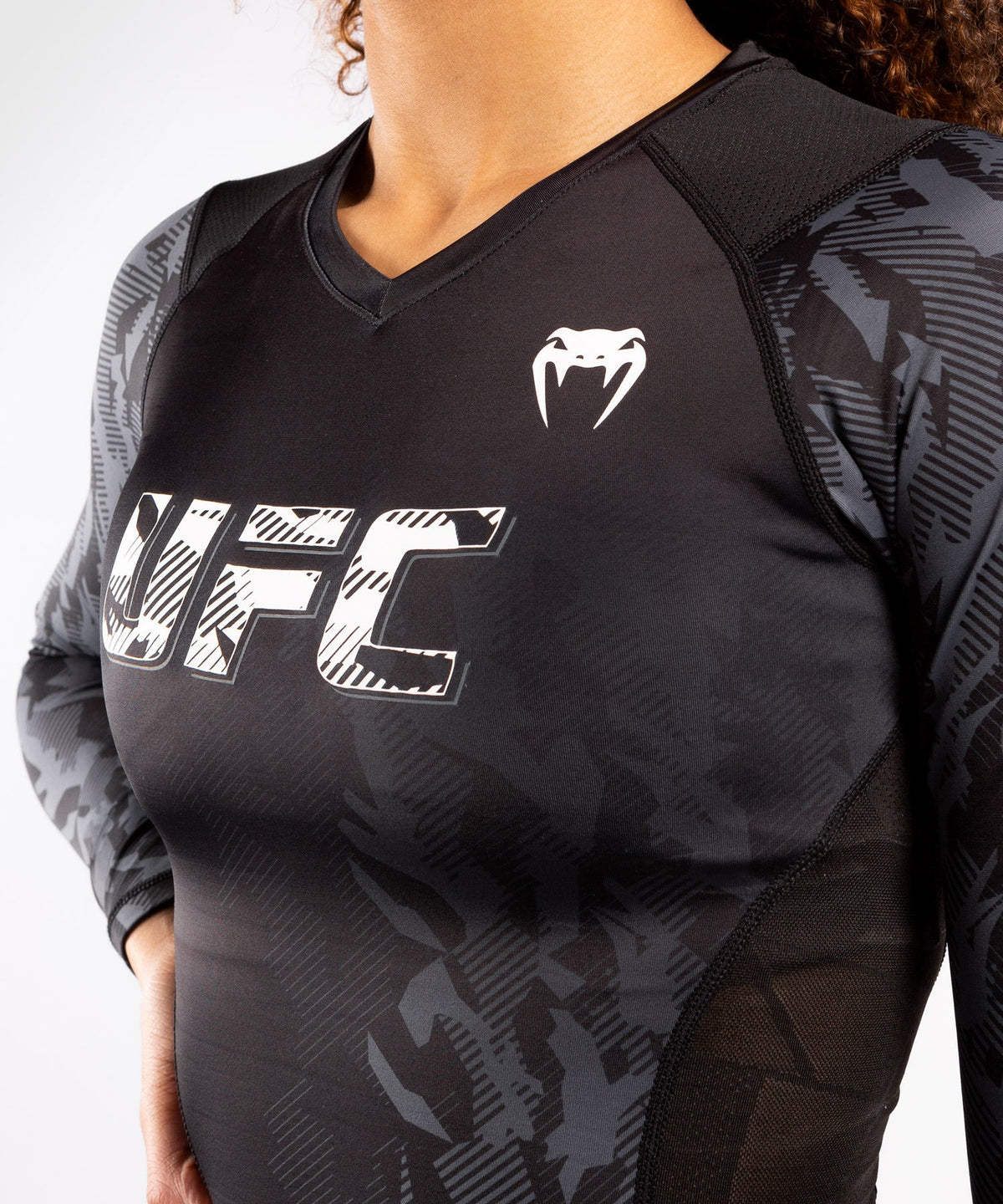 Damen UFC Venum Authentic Fight Week Kompressions-T-Shirt Langarm - Schwarz