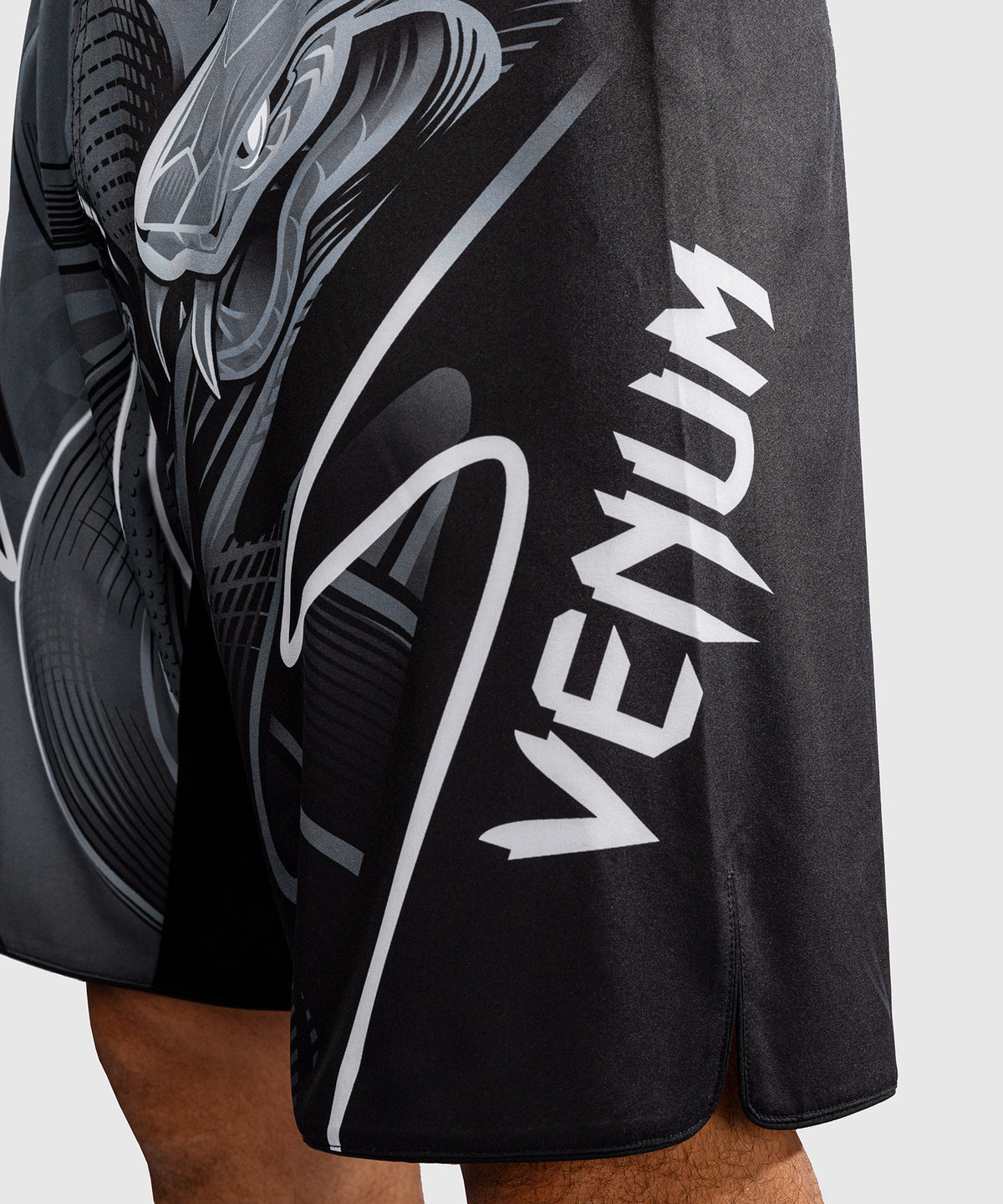 Venum Crimson Viper 2.0 Fightshorts - Black/Grey