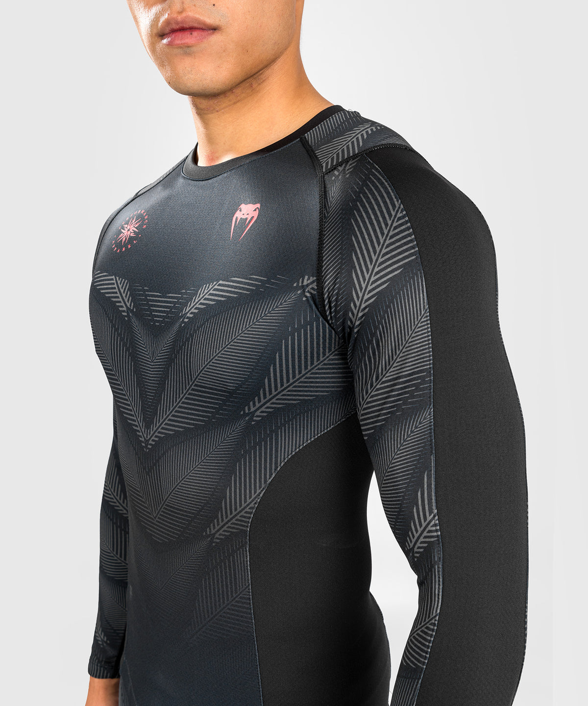 Venum Phantom Rashguard Long Sleeves - Black/Red