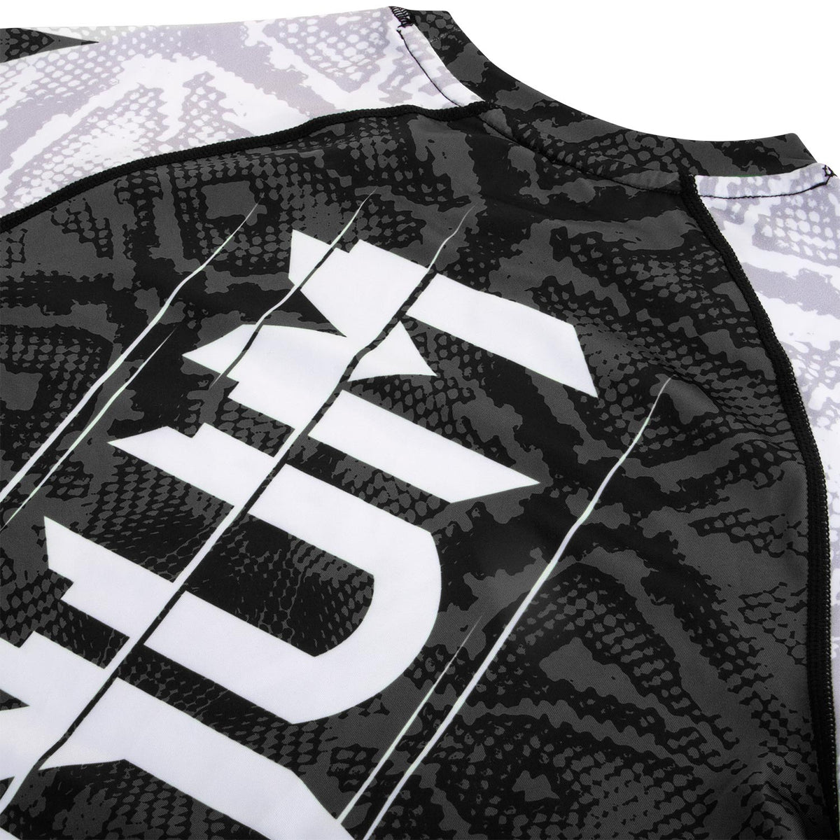 Venum Amazonia 5 Rashguard - Long Sleeve