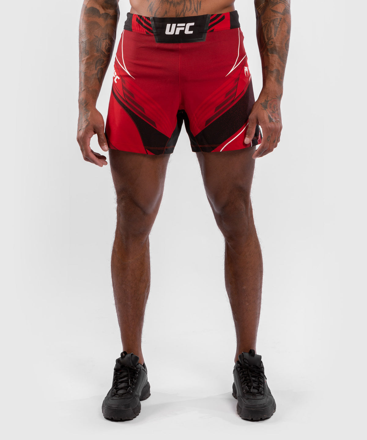 UFC Venum Authentic Fight Night Herren Shorts - Short Fit - Rot