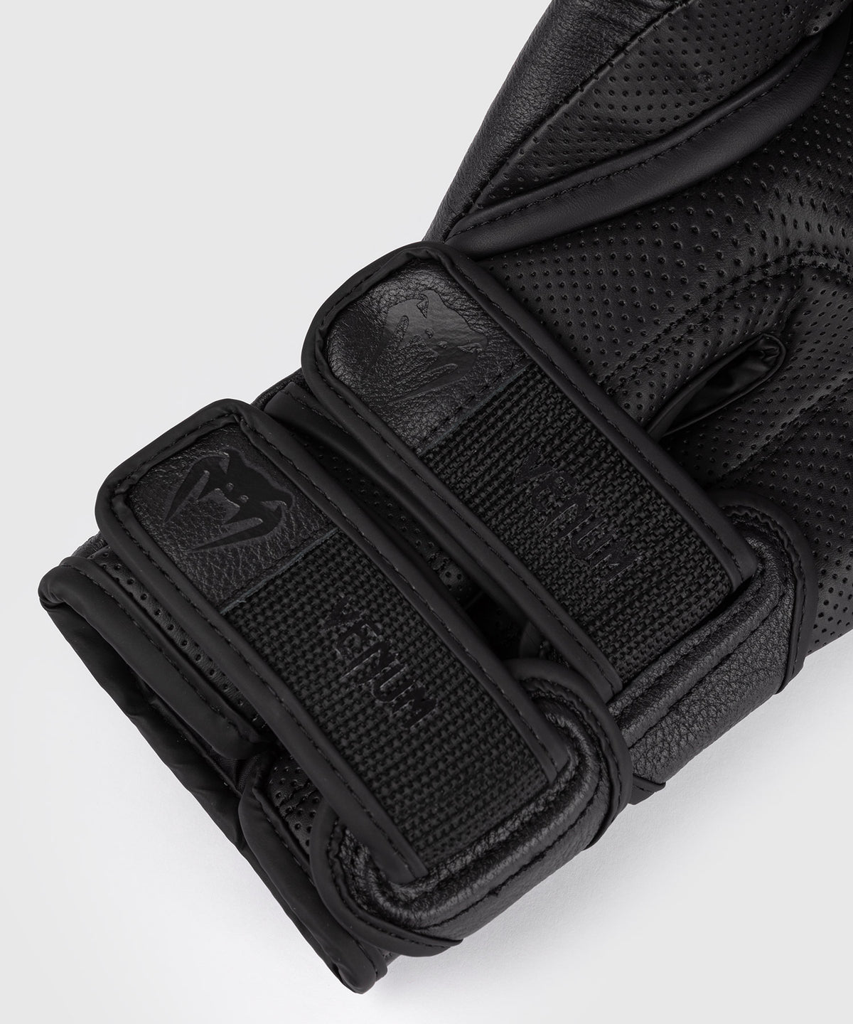 Venum Reverso Guanti da Boxe - Nero/Nero