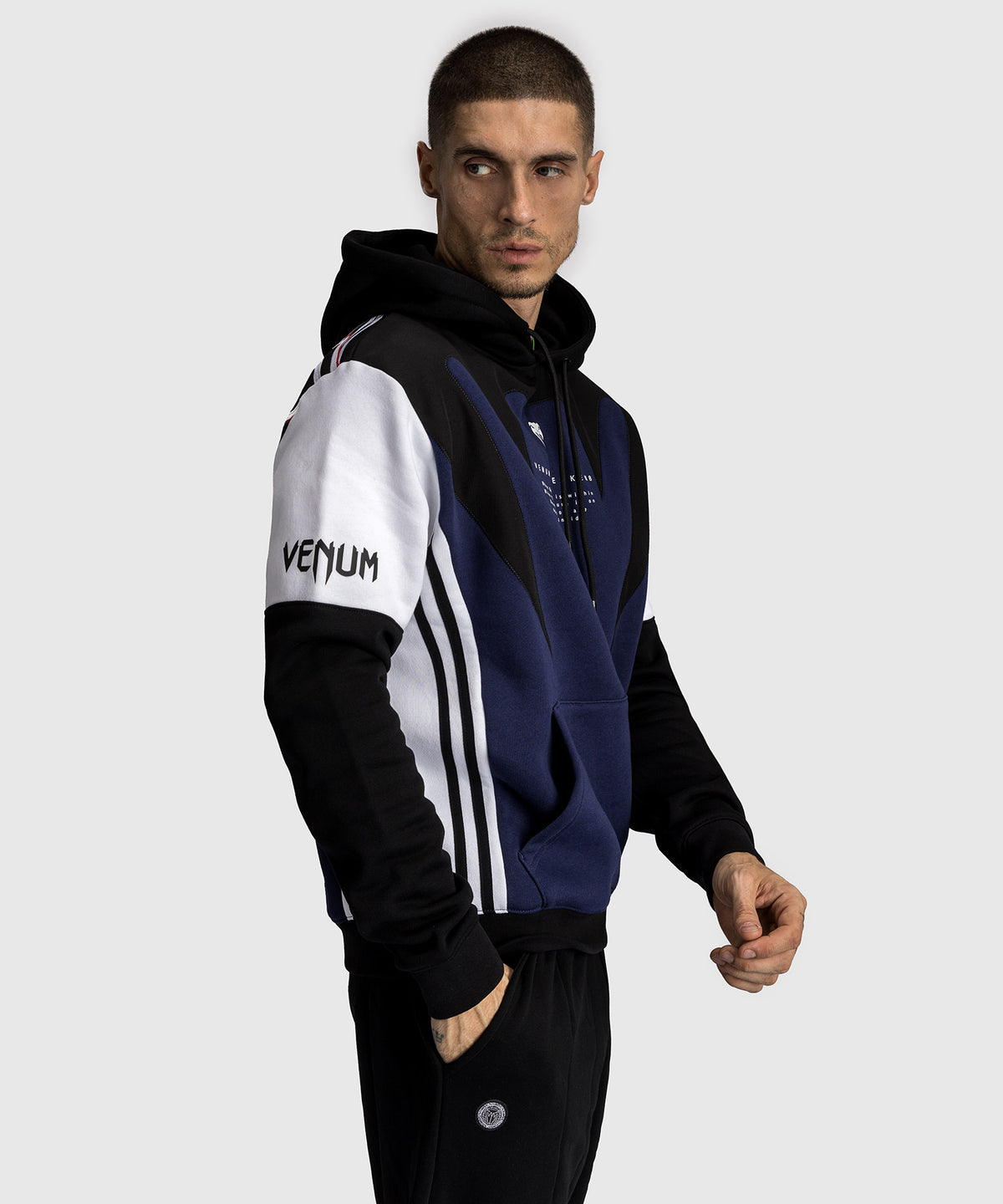 Venum x TEKKEN 8 - Jin Kazama Hoodie - Blau/Schwarz/Weiß