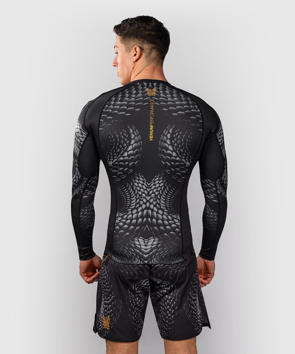 Venum Matupa Rashguard Manga Larga - Negro/Gris/Oro