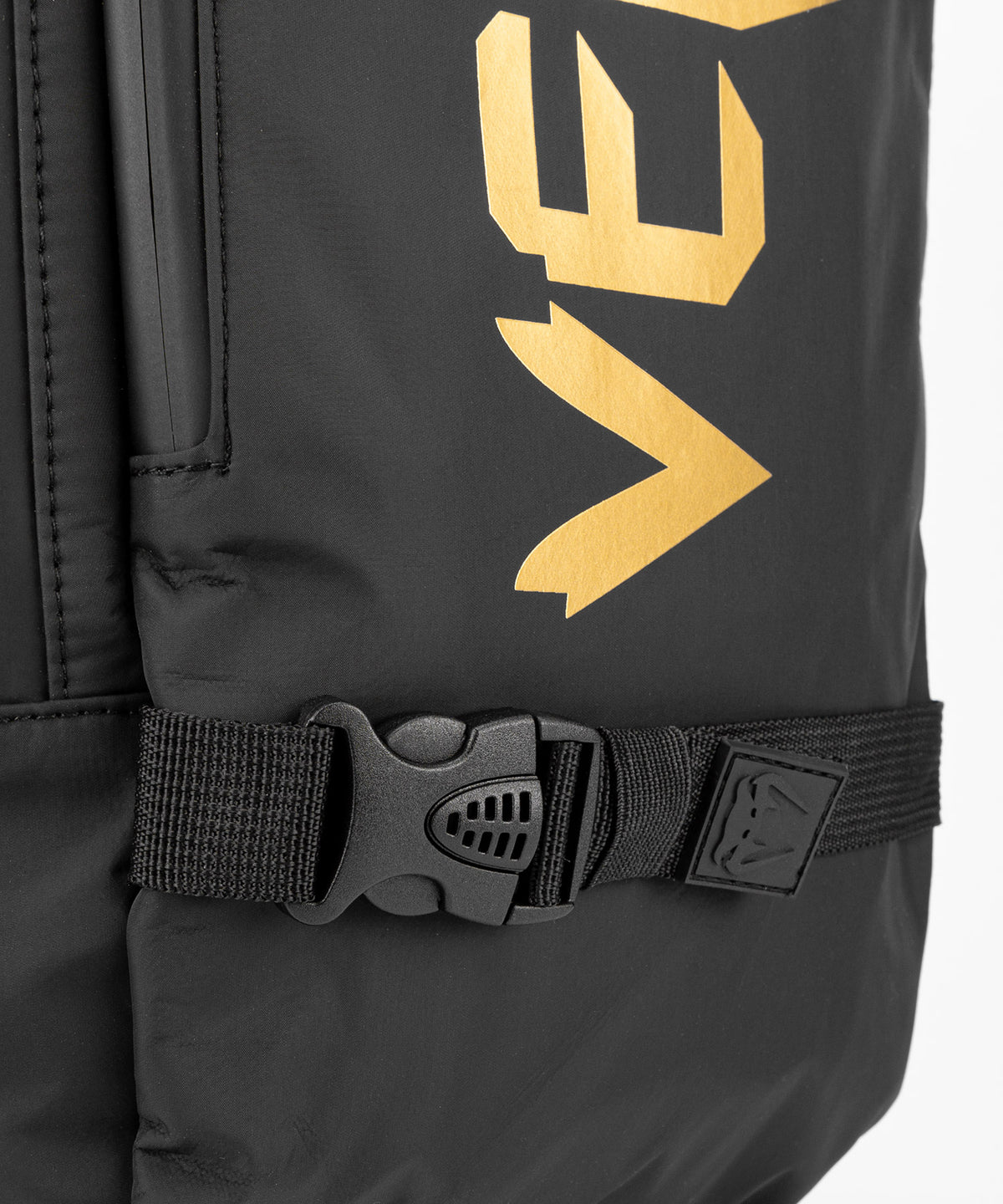 Venum Challenger Pro Evo Mochila (20-25L) – Negro/Oro