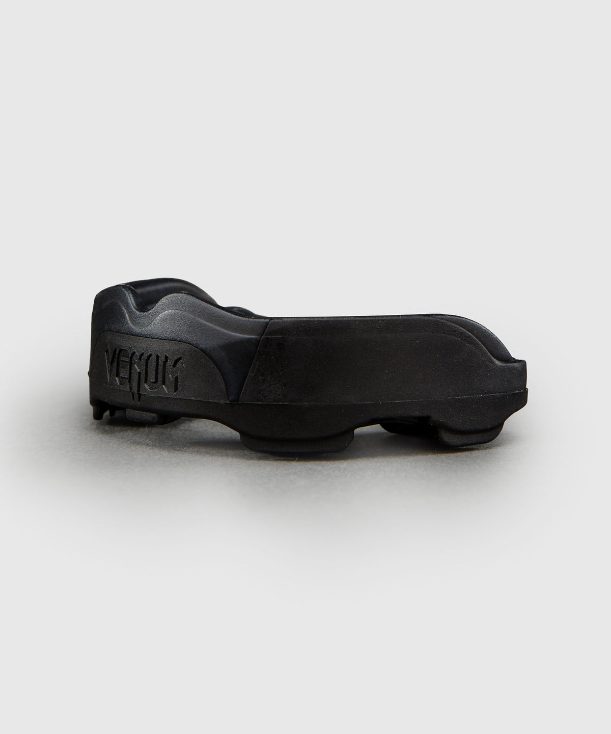 Protège-dents Venum Predator – Noir/Noir/Rouge