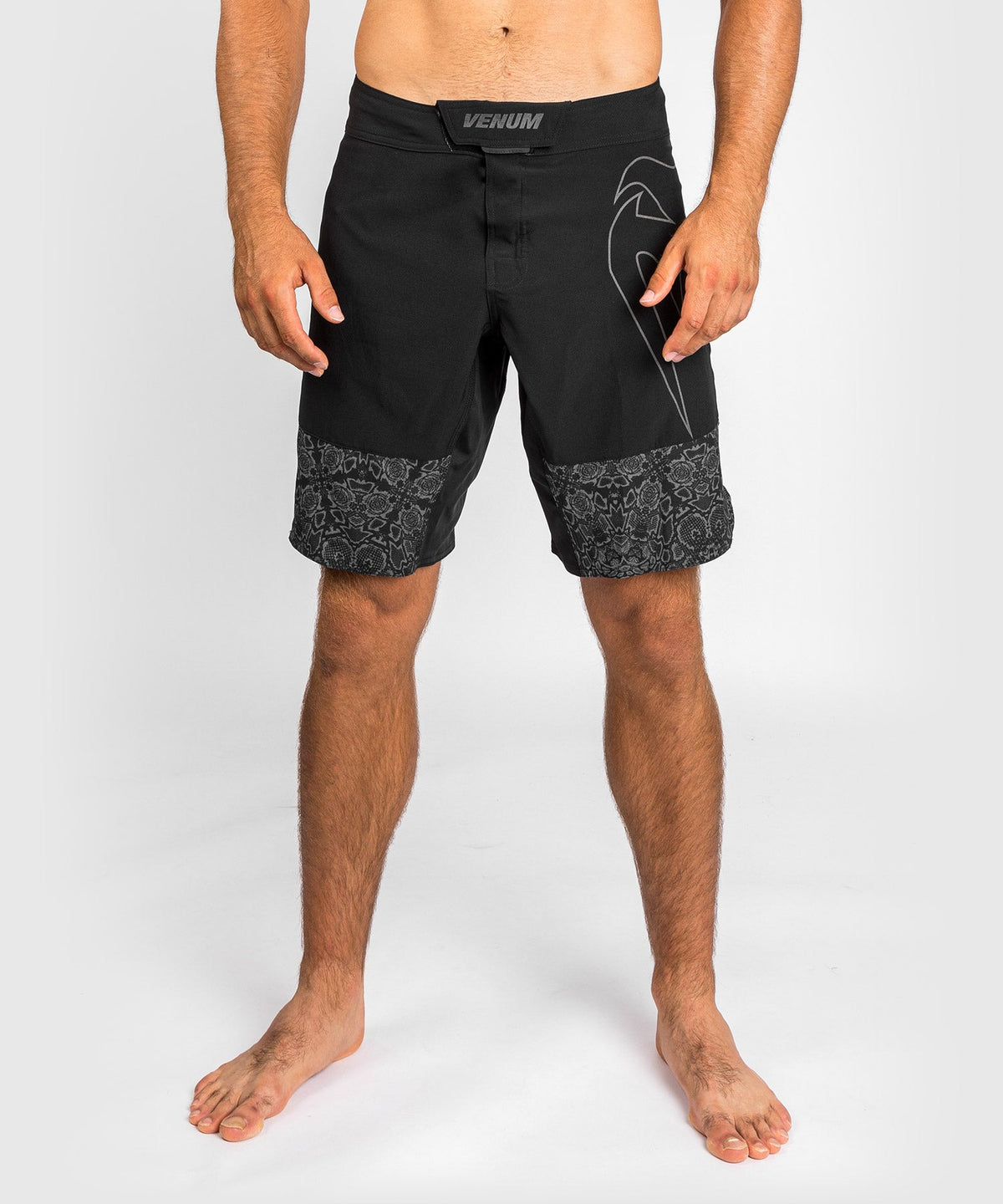 Short de MMA Réfléchissant Light 4.0 Venum - Noir/Noir
