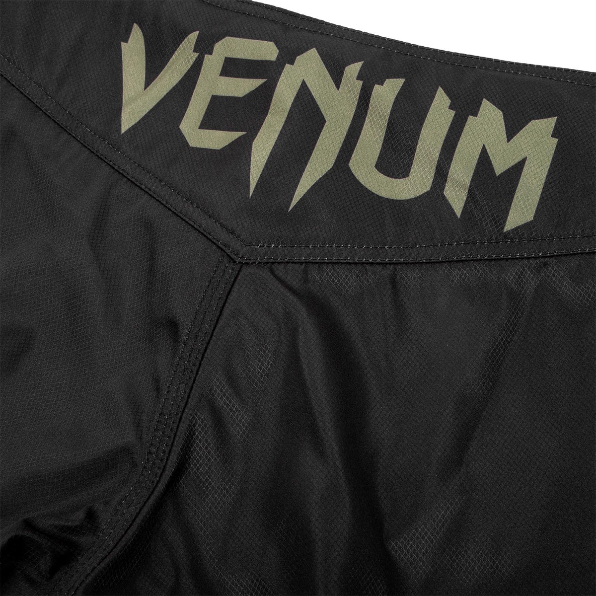 Venum Signature Kampfshort - Schwarz/Khaki