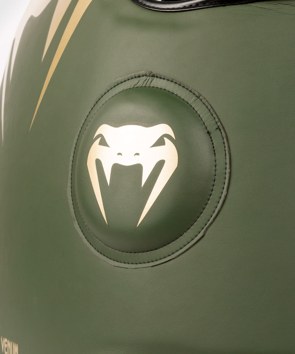 Venum Pro Protector Corporal – Caqui/Oro