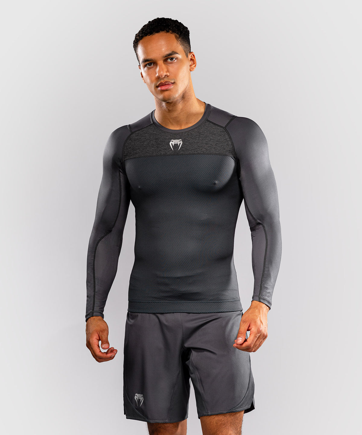 Venum G-Fit Scale Long Sleeve Rashguard - Grey