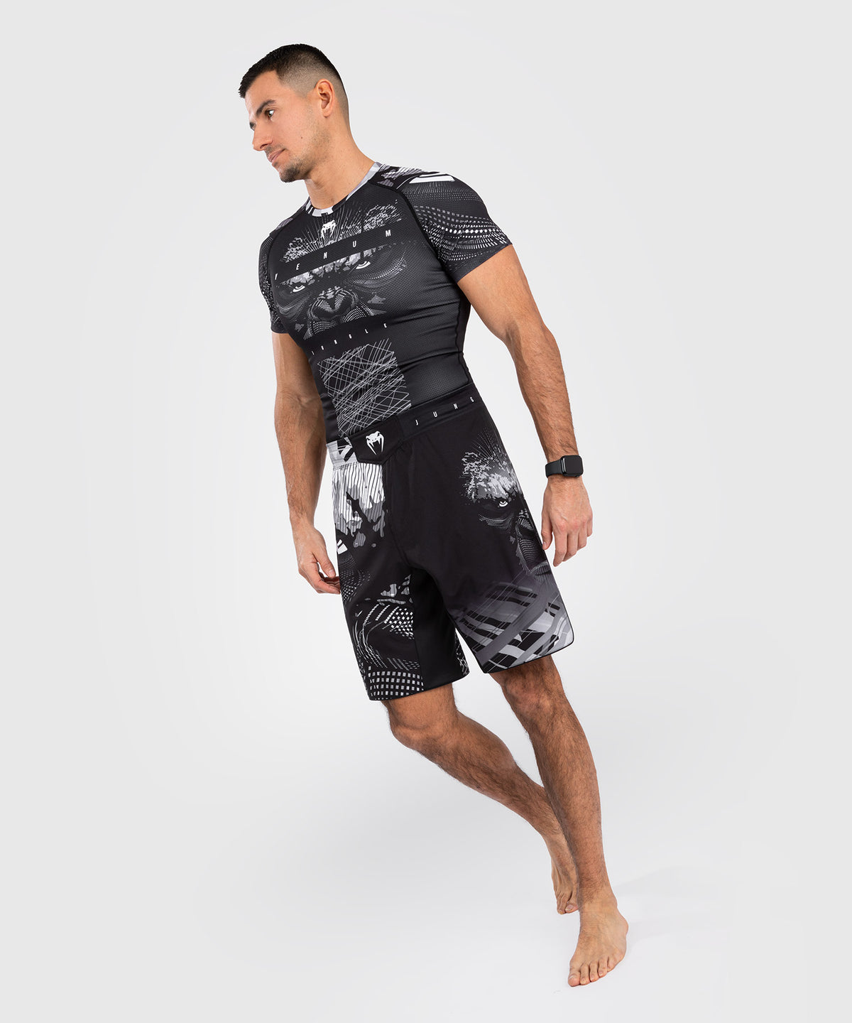 Venum Gorilla Jungle Pantalón Corto de Combate - Negro/Blanco