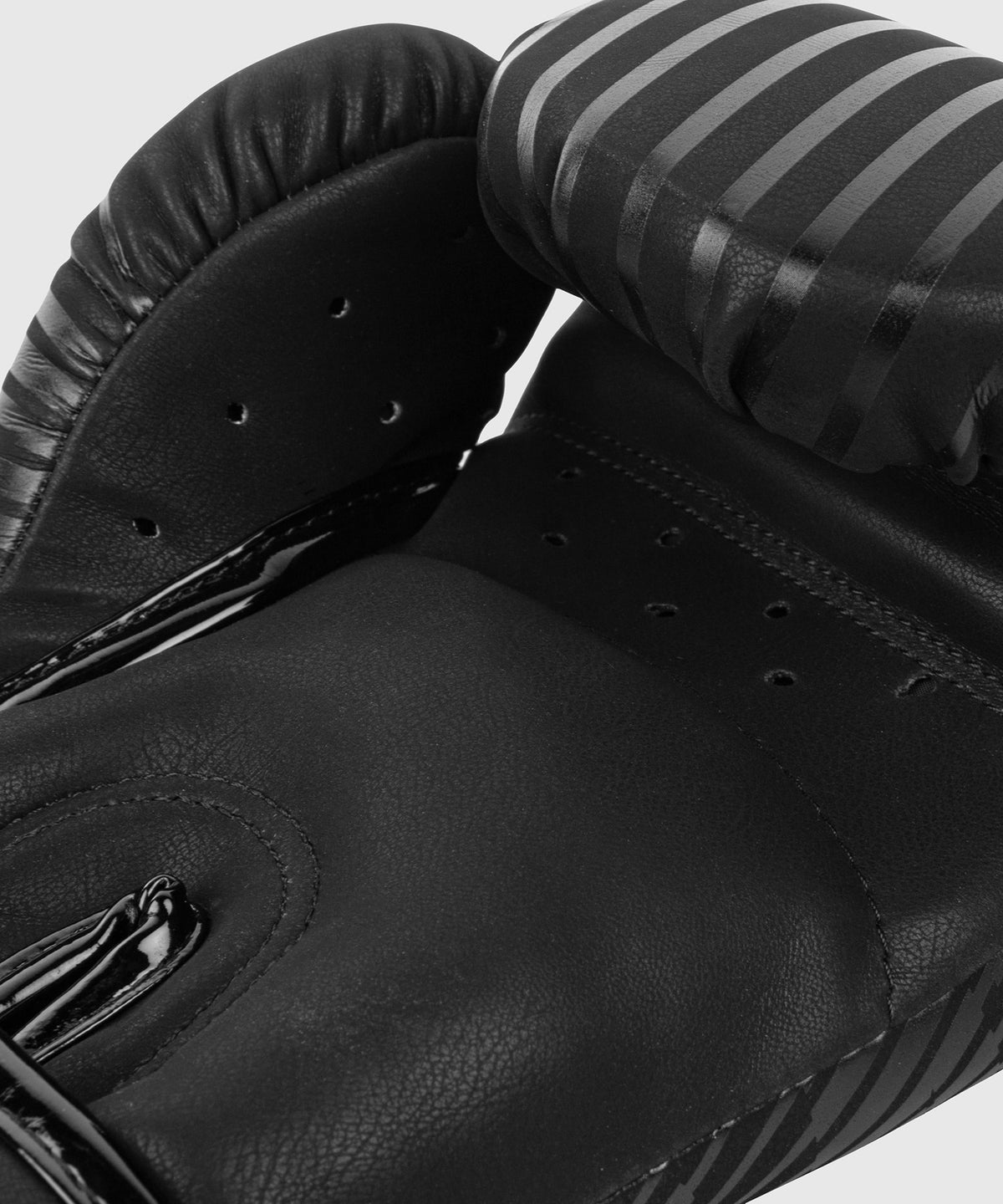 Guantes de Boxeo Venum Plasma -  Negro/Negro
