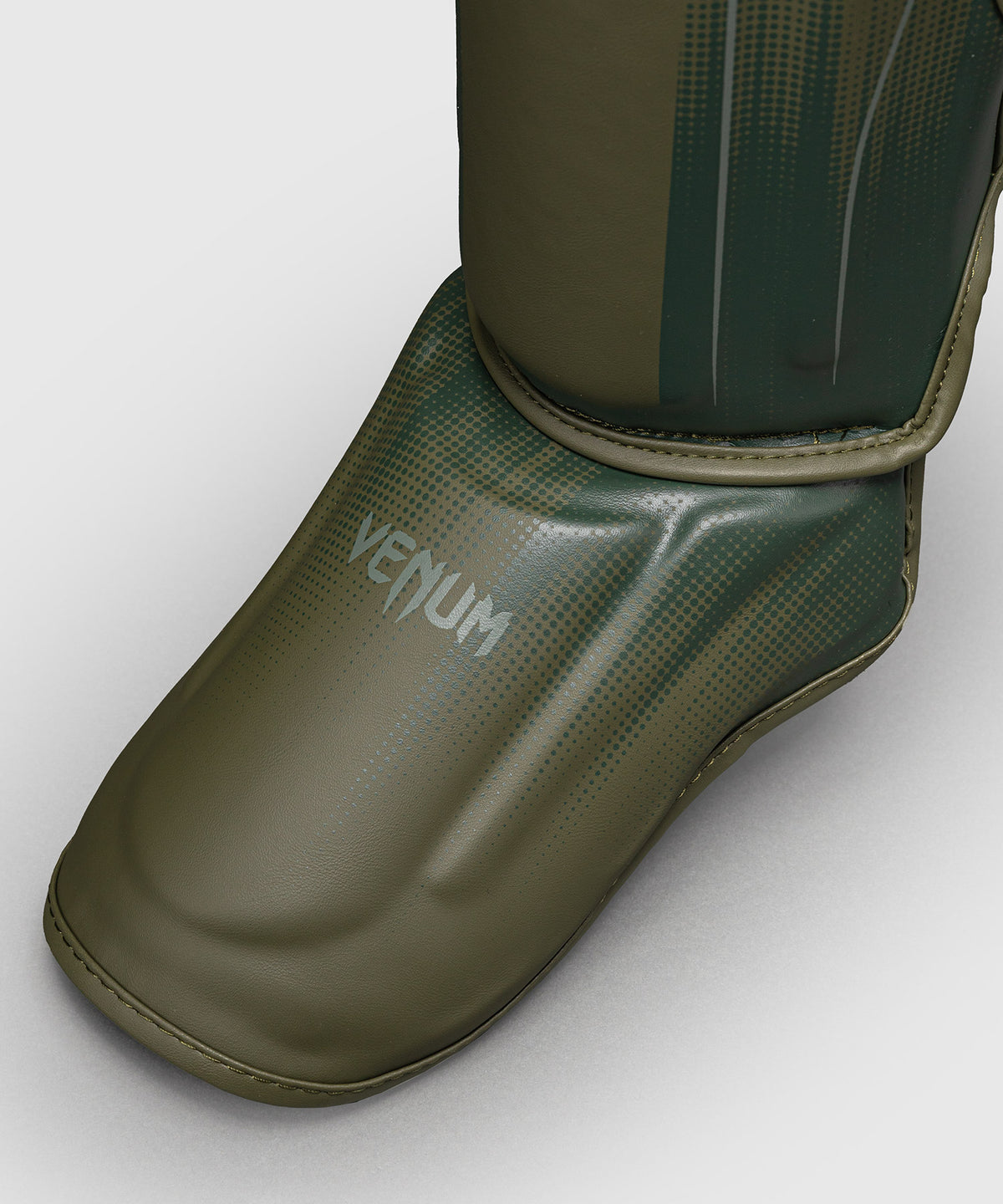 Venum Stealth Espinilleras – Caqui/Verde Oscuro