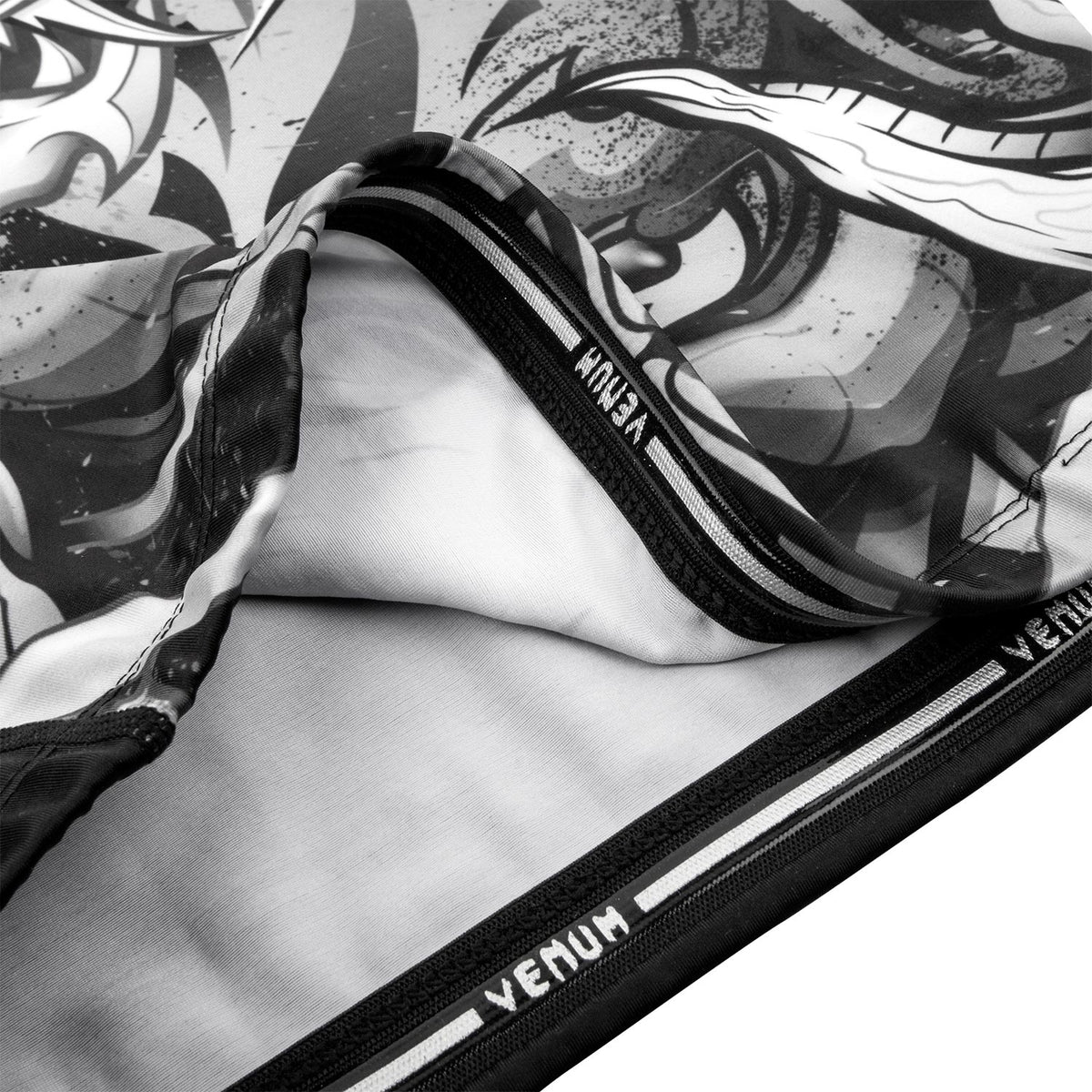 Venum Devil Rashguard - Langarm - Weiß/Schwarz