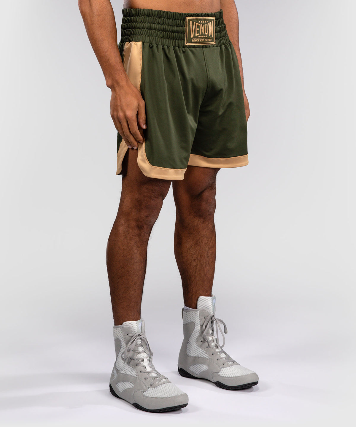 Venum Classic Boxshorts - Olivgrün/Sand