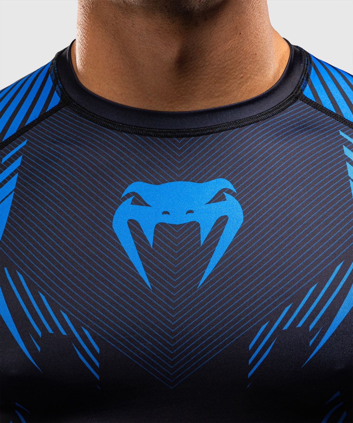 Rashguard à Manches Courtes Venum No-Gi 6.0 - Noir/Bleu