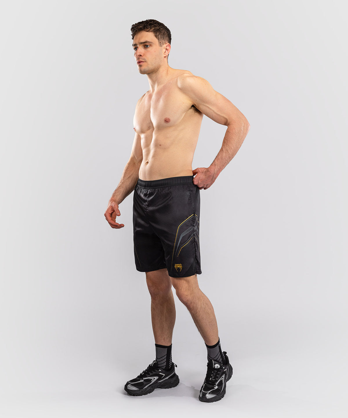 Short d’Entraînement Venum Streamline – Noir/Or