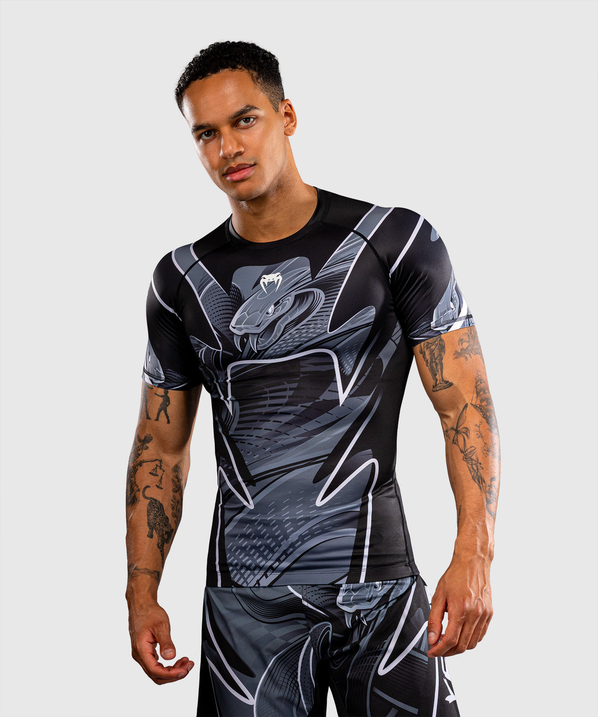 Venum Crimson Viper 2.0 Kurzarm-Rashguard - Schwarz/Grau