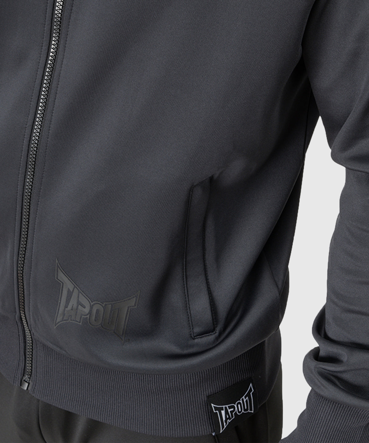 Tapout Spirit Jogging Set - Black/Grey