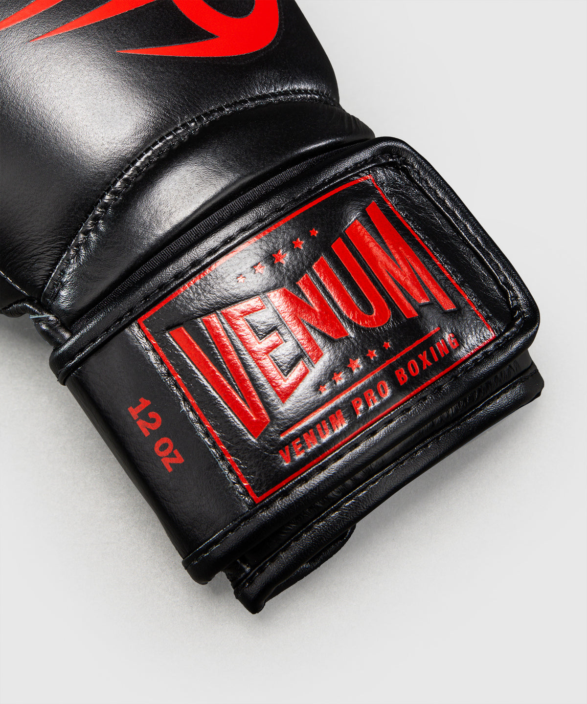 Gants de boxe Venum Giant 2.0 Mike Tyson Pro – Noir/Rouge + Sac inclus