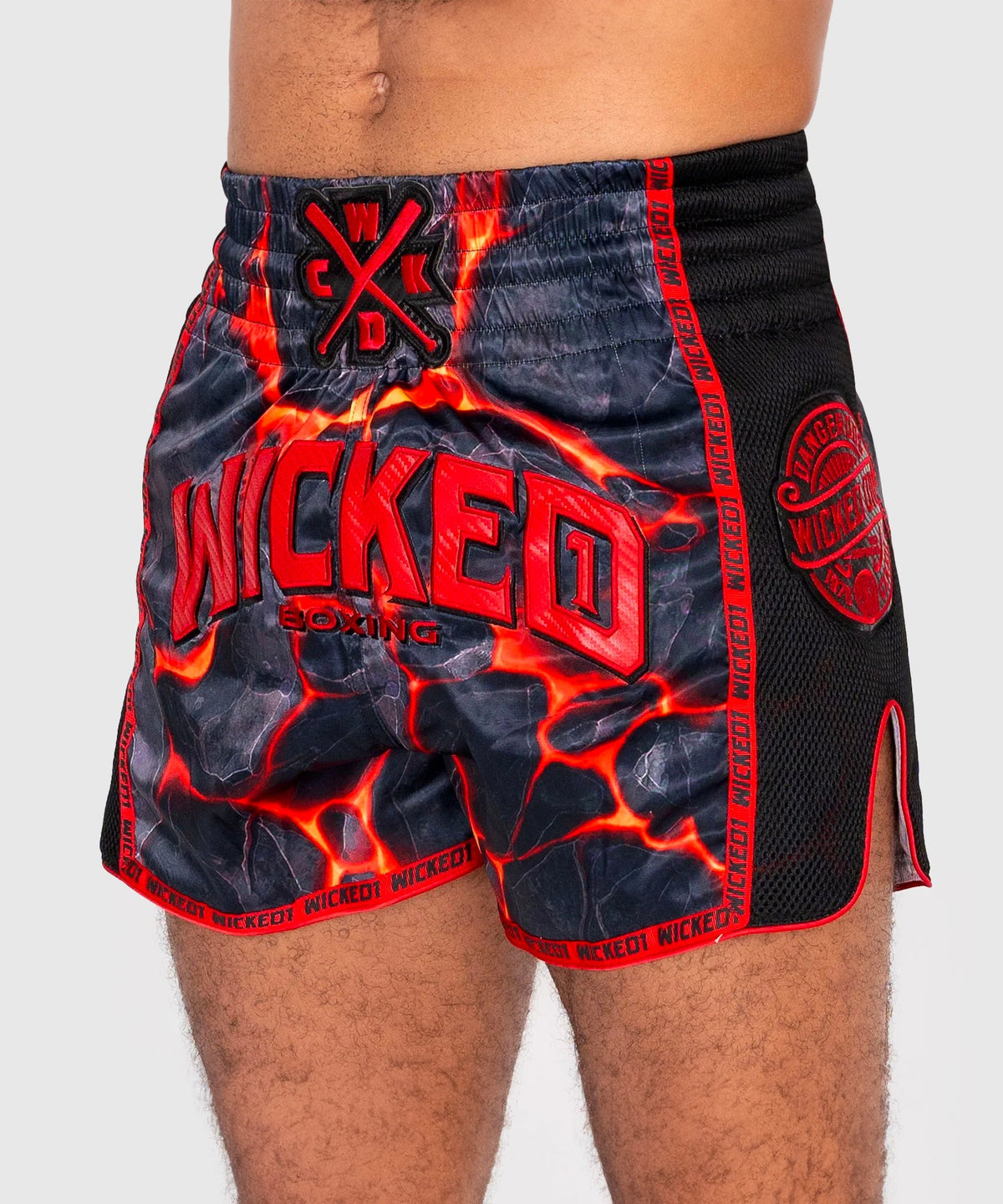 Wicked One Magma Pantalones de Muay Thai - Negro/Rojo