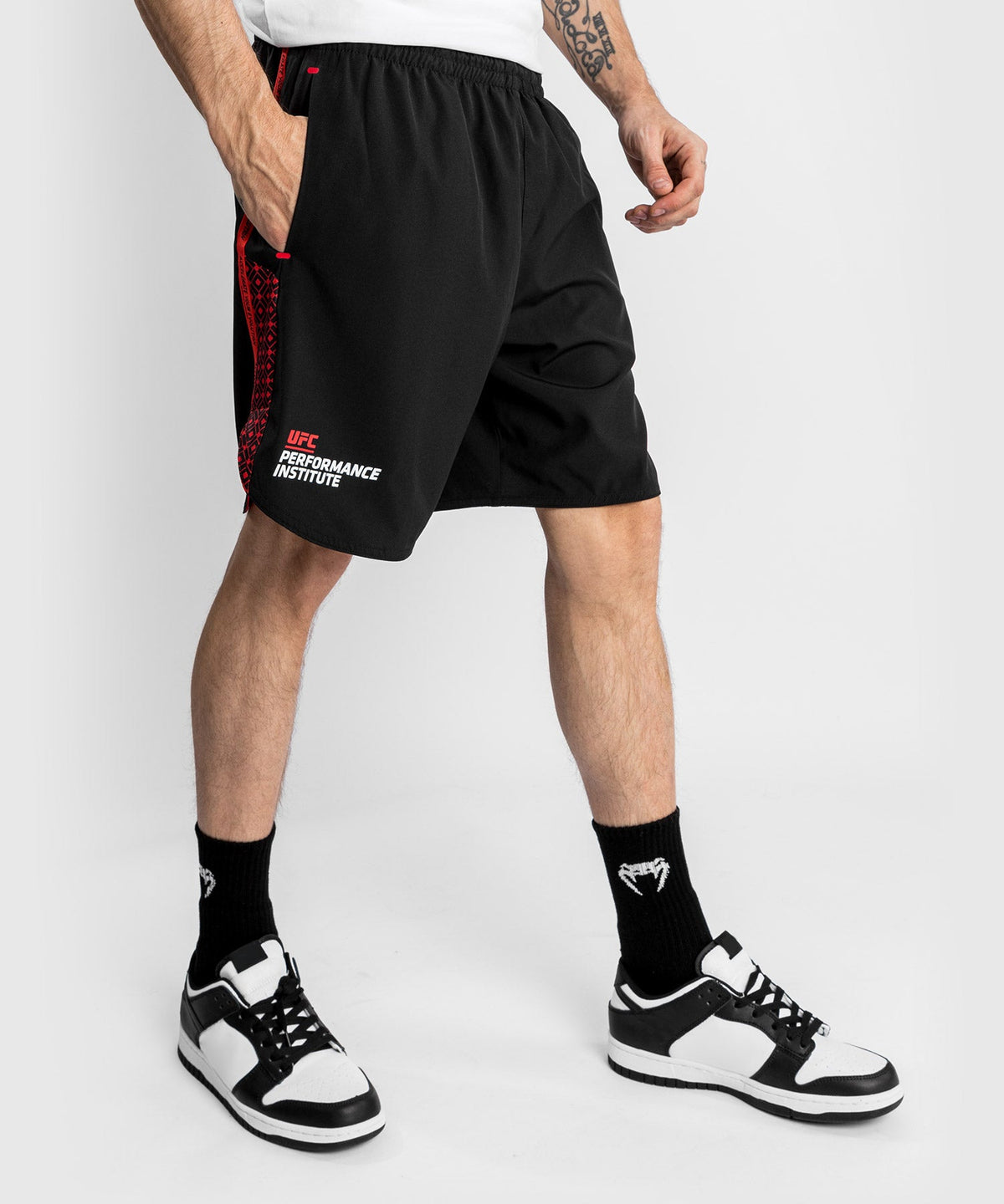 Short d'Entraînement UFC Venum Performance Institute - Noir/Rouge