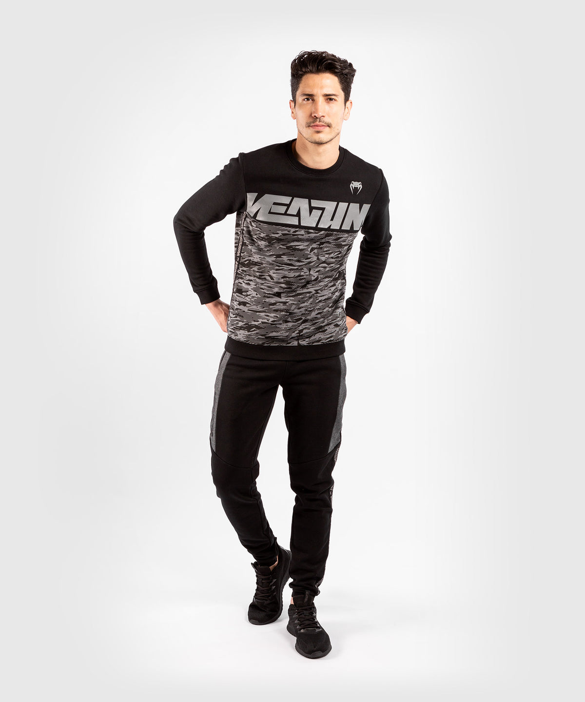 Sweatshirt Venum Connect – Noir/Camo Foncé