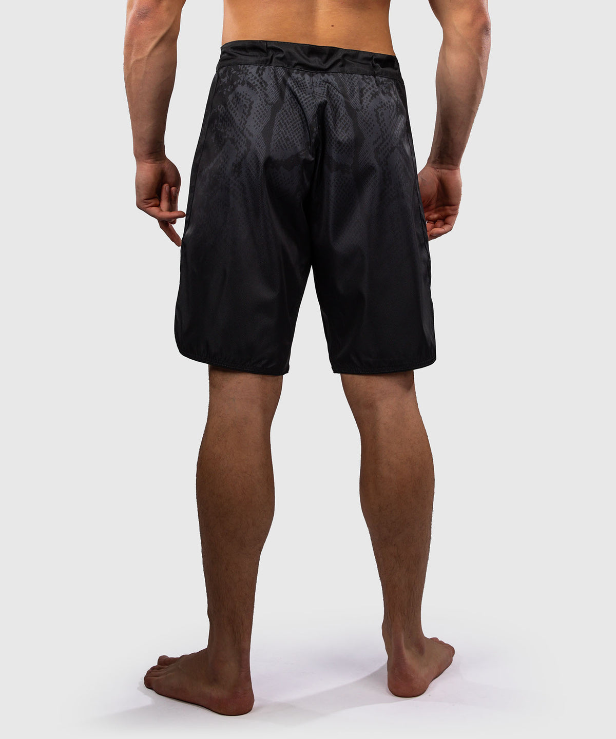 Venum Black Viper Short de Combate – Negro
