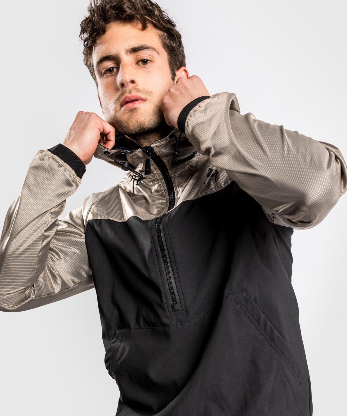 Venum Laser XT Hoodie - Scwharz/Sand