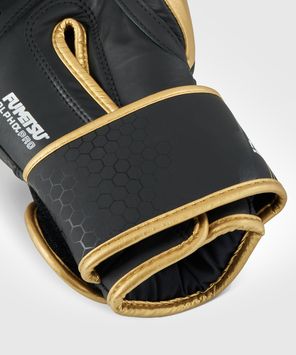 Fumetsu Alpha Pro Boxhandschuhe - Schwarz/Gold