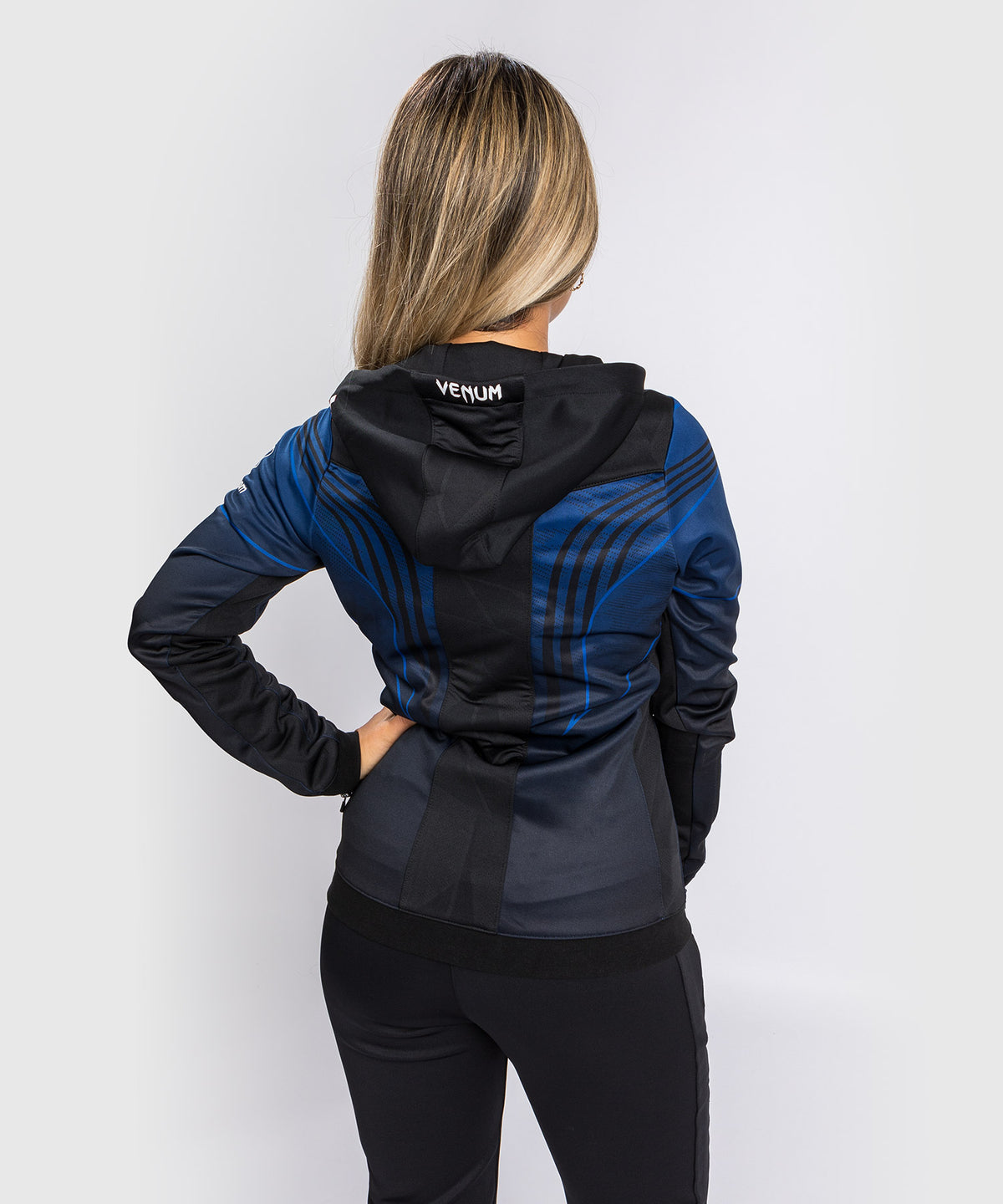 Sudadera con capucha Walkout para mujer UFC Venum Authentic Fight Night 2.0 - Midnight Edition