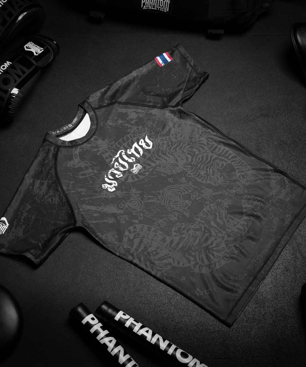 Phantom Athletics Muay Thai Rashguard - Negro