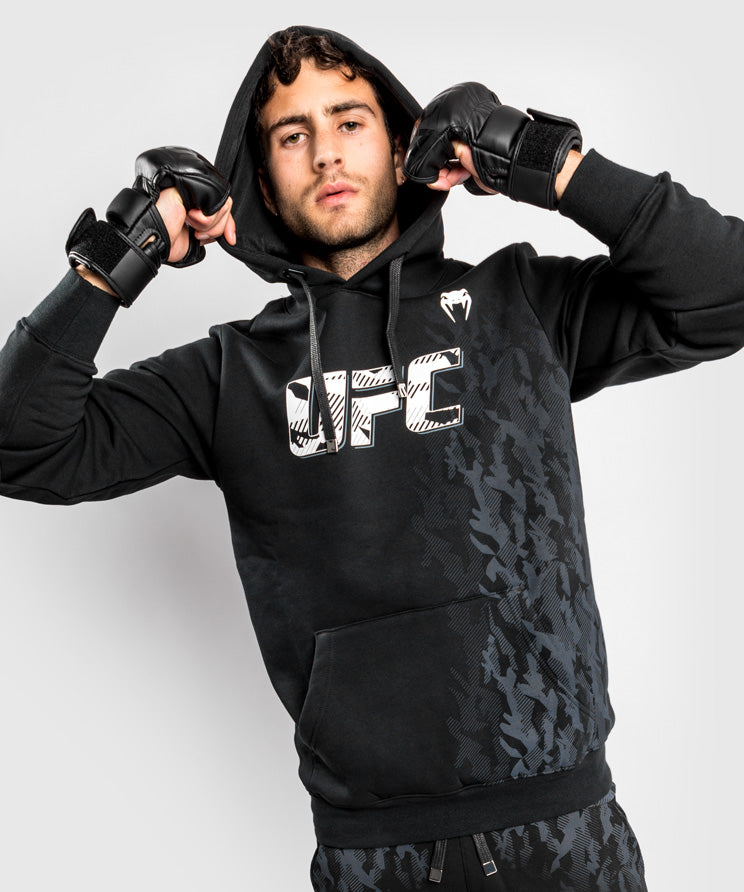 Felpa Con Cappuccio Uomo UFC Venum Authentic Fight Week - Nero