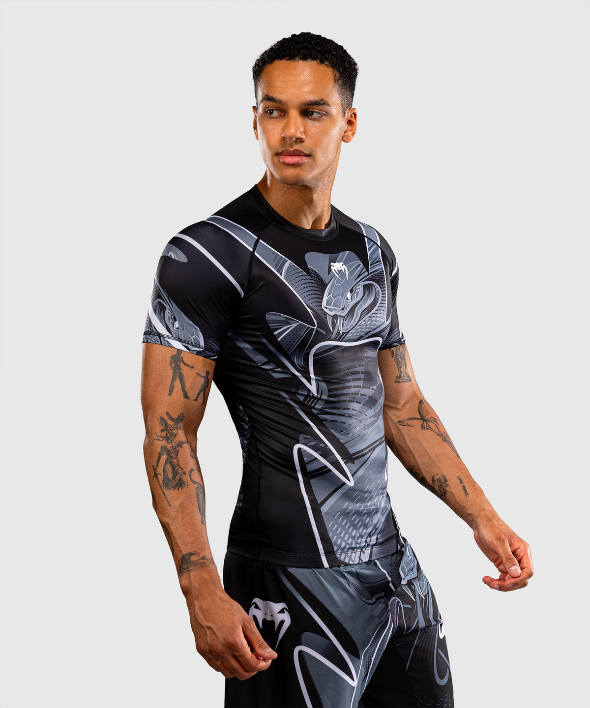 Venum Crimson Viper 2.0 Kurzarm-Rashguard - Schwarz/Grau