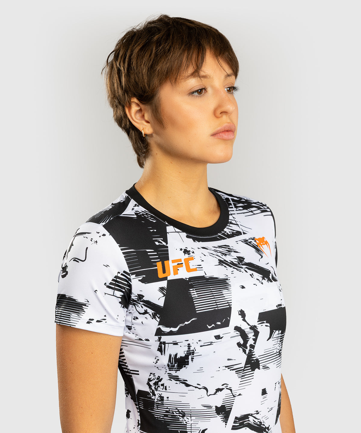 UFC Zenith by Venum Authentic Fight Week Camiseta de manga corta Performance Mujer - Blanco