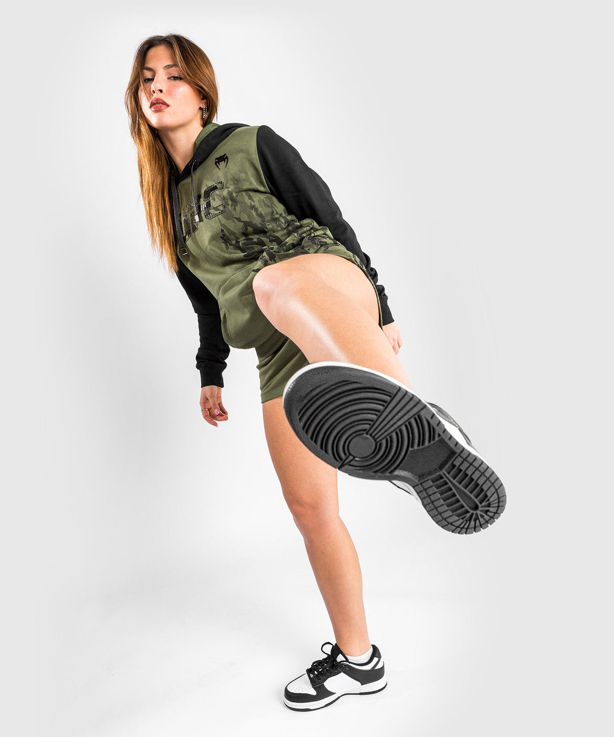 Sweatshirt à Capuche Femme UFC Venum Authentic Fight Week - Kaki