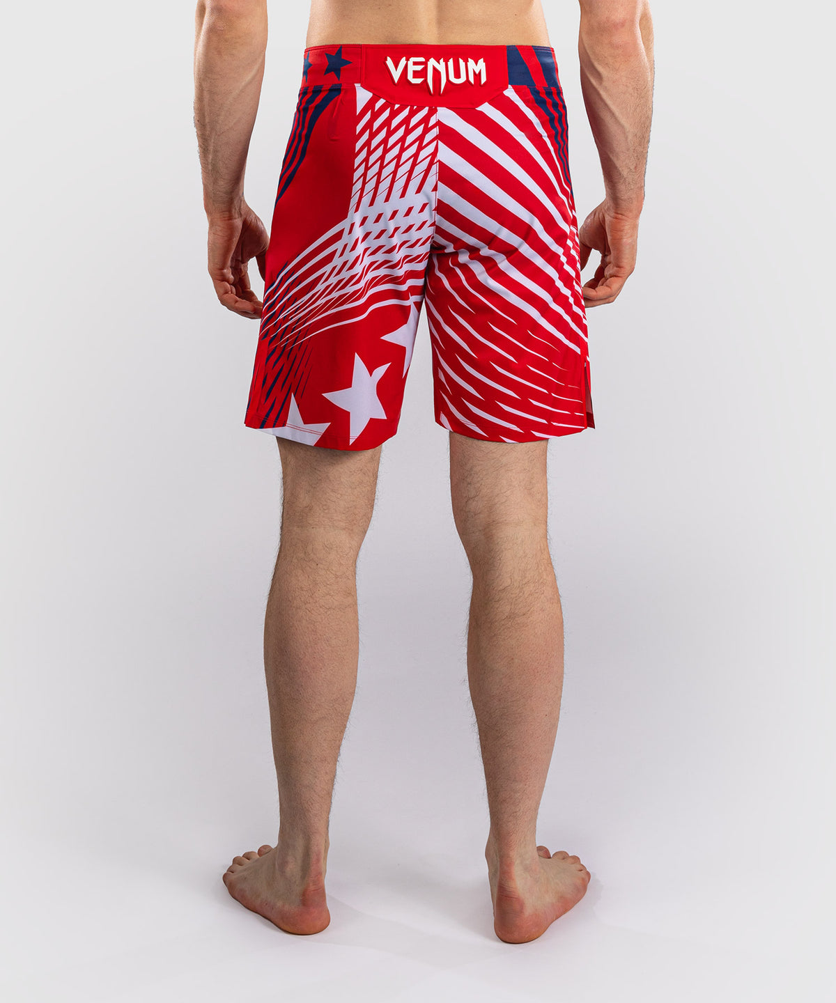 Official UFC Freedom 250 by Venum Authentic Fight Night Short de combat coupe courte pour homme - Rouge