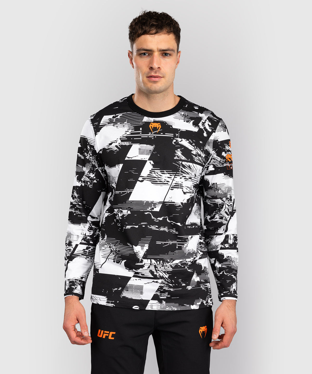 UFC Zenith by Venum Authentic Fight Week Langarm T-Shirt Herren - Weiß