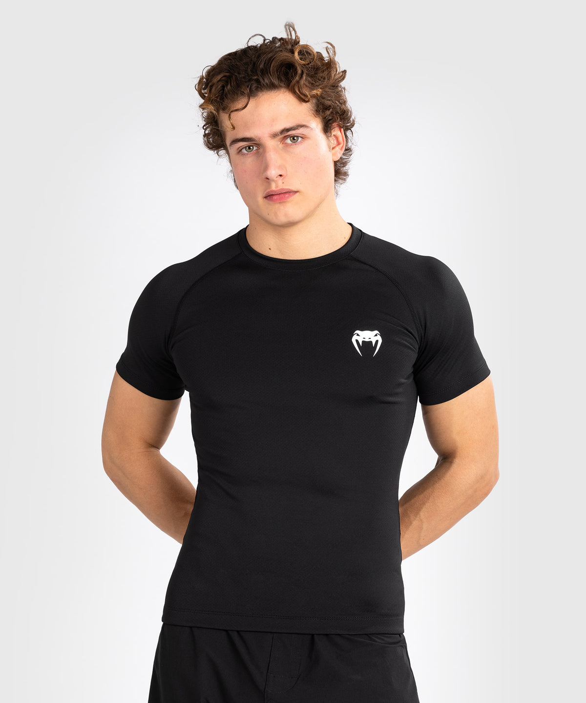 Venum Contender Rashguard a maniche corte - Nero/Bianco