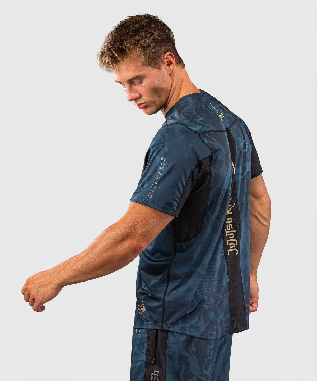 Jujutsu Kaisen x Venum Fushiguro Camiseta Dry-Tech – Azul Océano