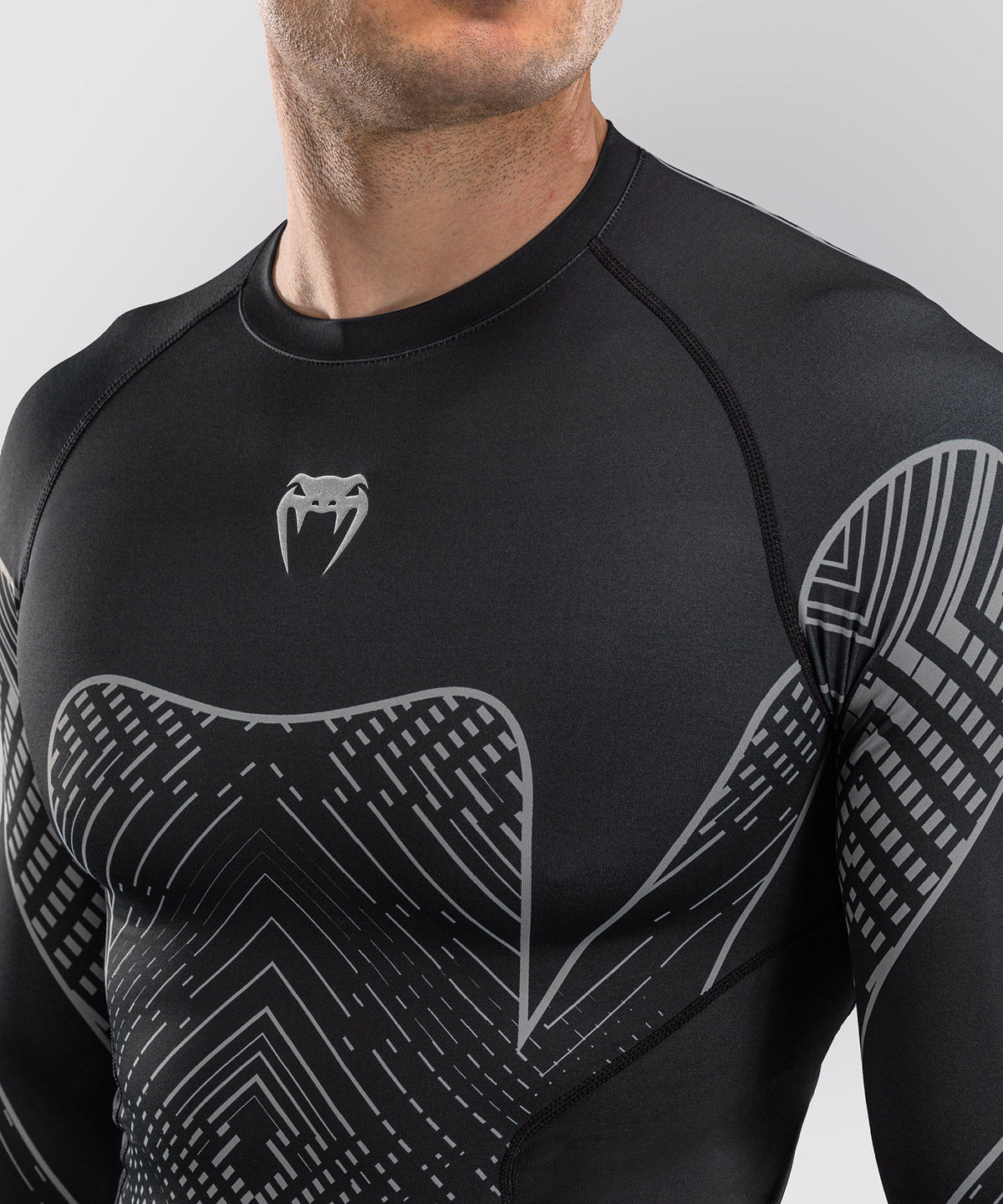Rashguard à Manches Longues Venum Midnight Fury – Noir/Gris/Argent