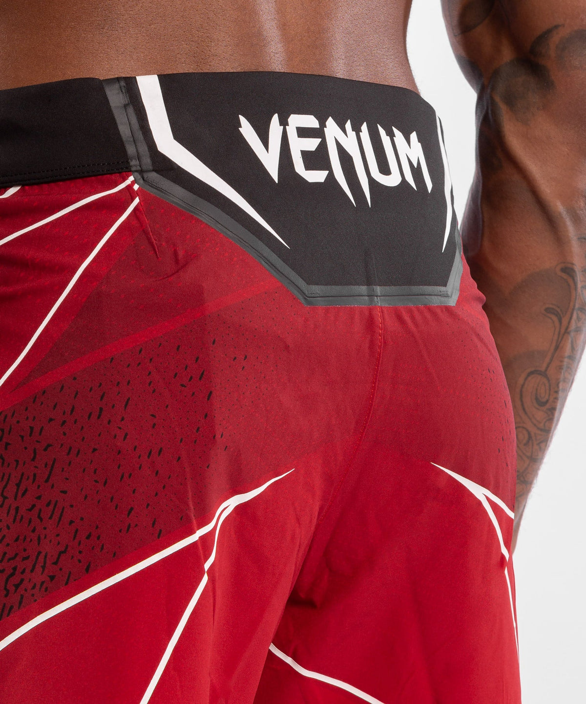 UFC Herren Fightshorts Venum Authentic Fight Night - Long Cut - Rot