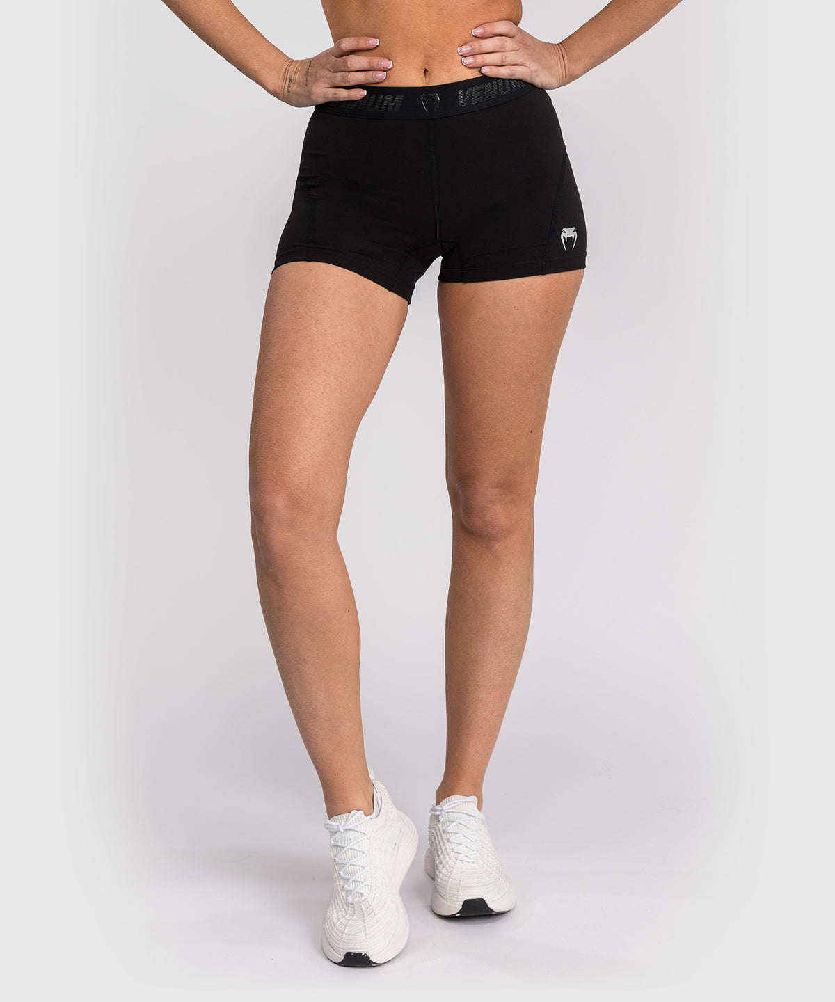 Venum Elevate Vale Tudo Shorts für Frauen - Schwarz