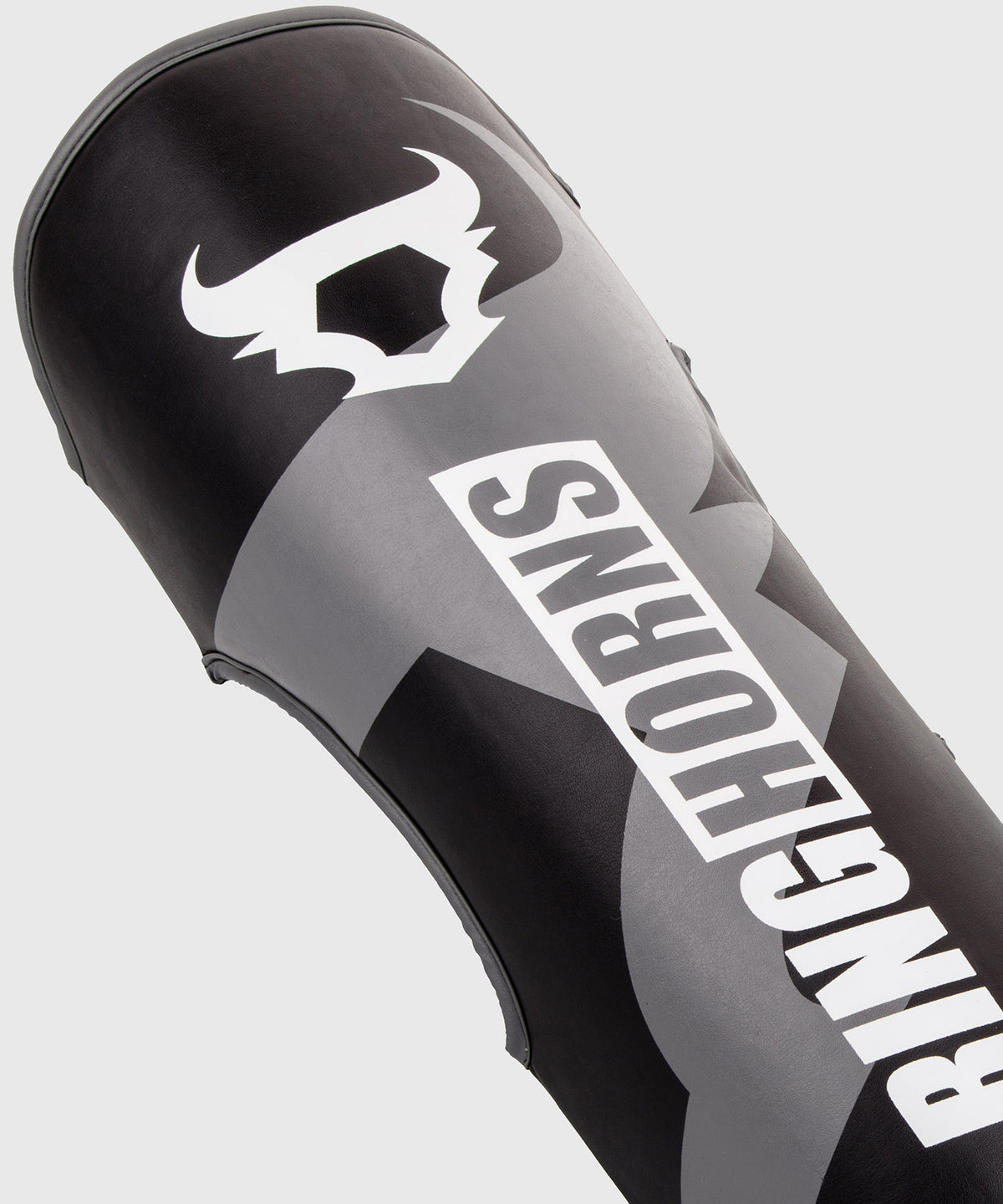 Protège-tibias et pieds Ringhorns Charger by Venum - Noir